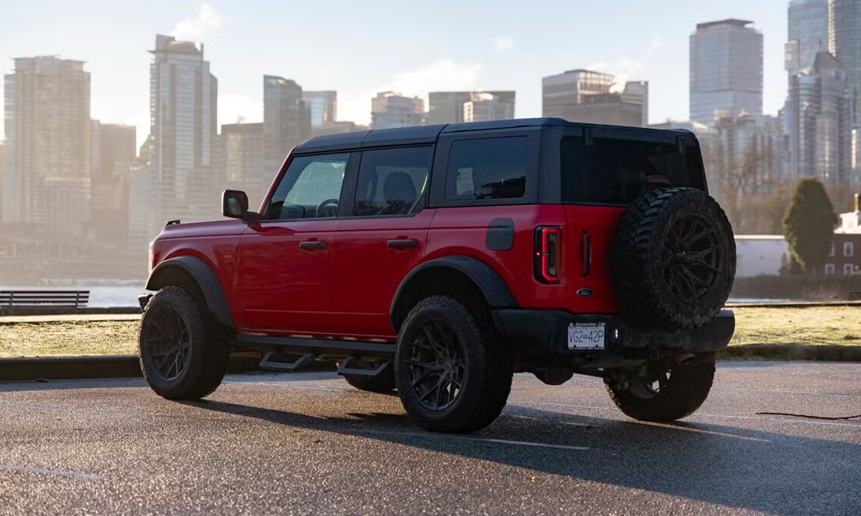 Ford Bronco 2021