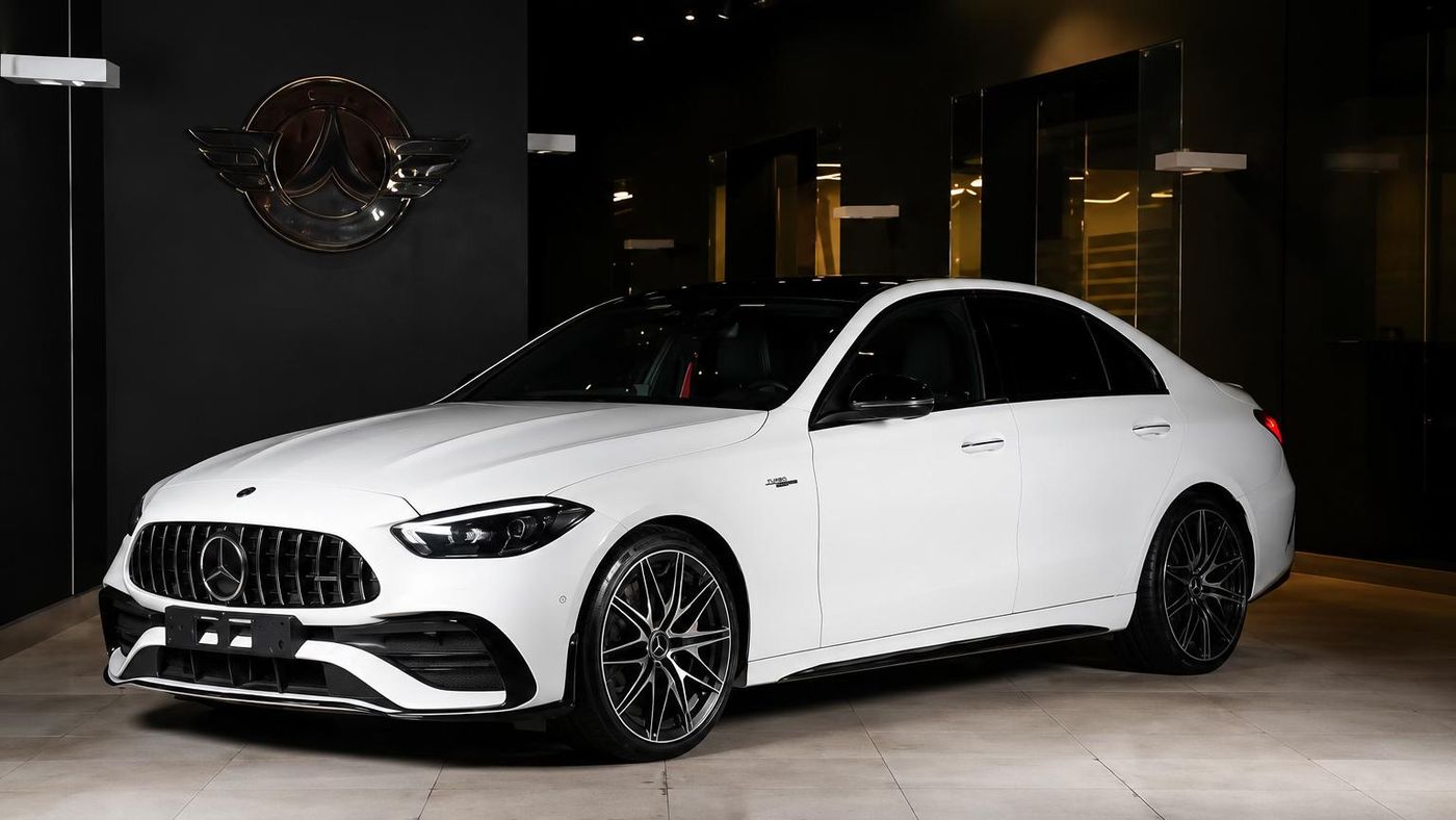 2025 Mercedes-Benz C-Class (2)